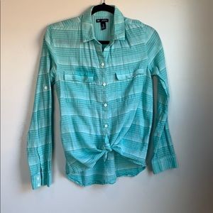 GAP button up cotton top